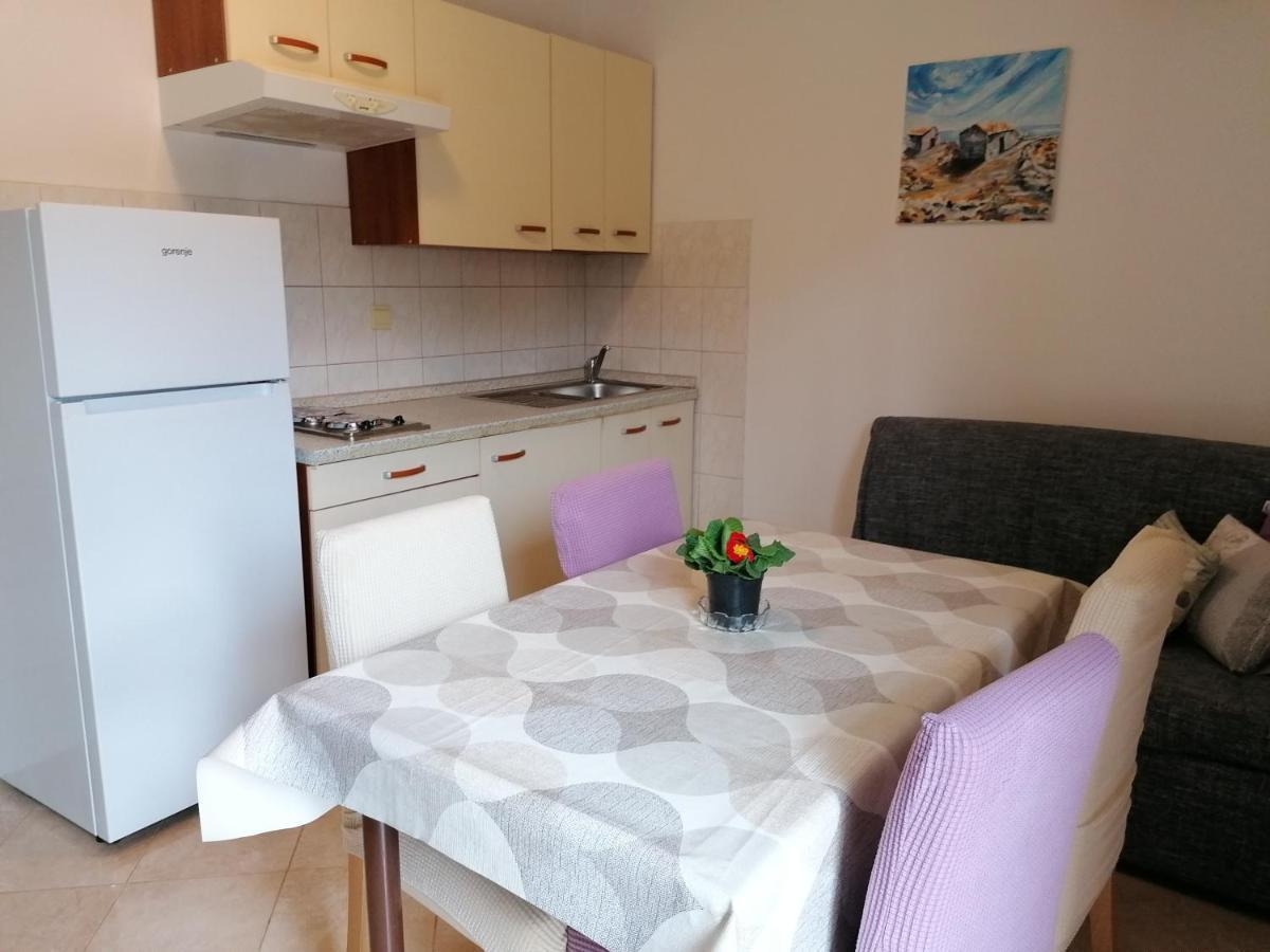 로비니 Casa Lidija 아파트 외부 사진