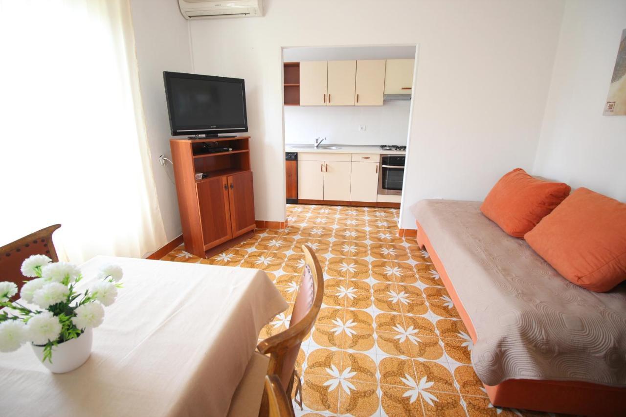 로비니 Casa Lidija 아파트 외부 사진