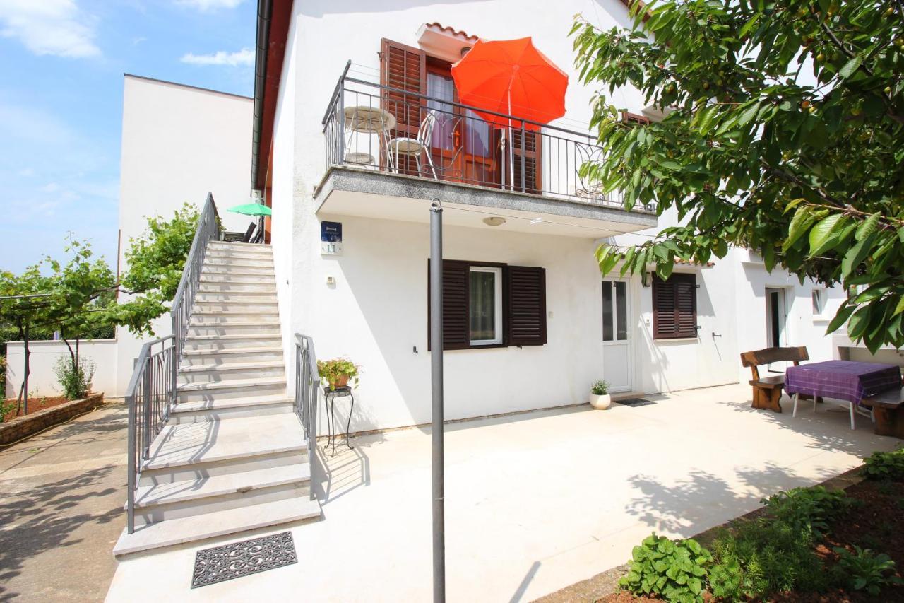 로비니 Casa Lidija 아파트 외부 사진